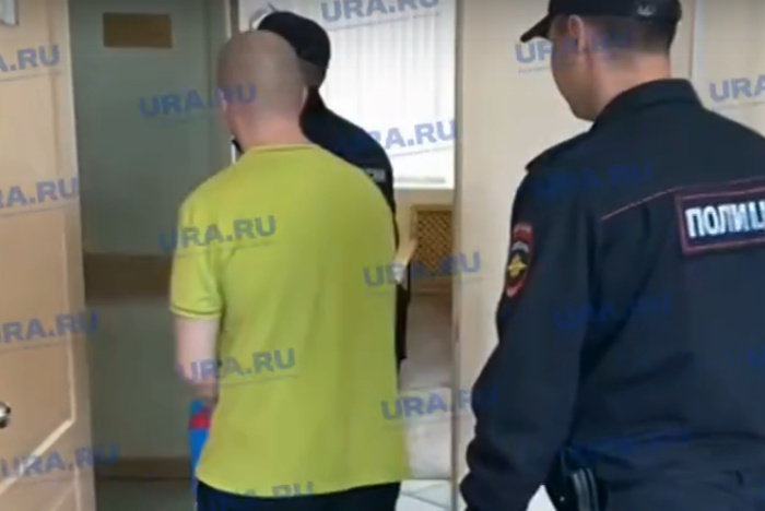 Podsledstvennogo glavu ueb inbsppk sverdlovskogo glavka policii uvolili iz mvd fa51ff5.jpg