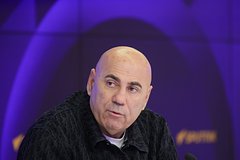 Prigozhin porassuzhdal ob otezde pugachevoj iz rossii 01c4513.jpg