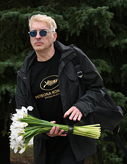 Кто пришел проститься с Юрием Морозом