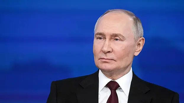 Putin sfotografirovalsja s malchikom v peterburge 758887b.webp