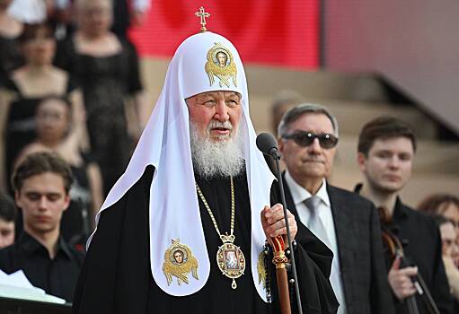 V rossii patriarh odobril zakonoproekt o podderzhke grazhdanskih zhen pavshih bojcov svo eea1447.jpg