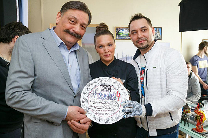 Дача вместо съемок: Марине Могилевской — 55