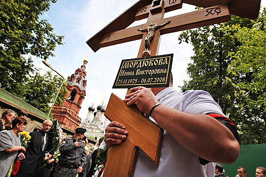 Iz za mogily nonny mordjukovoj razgorelsja gromkij skandal 5ae36c0.jpg